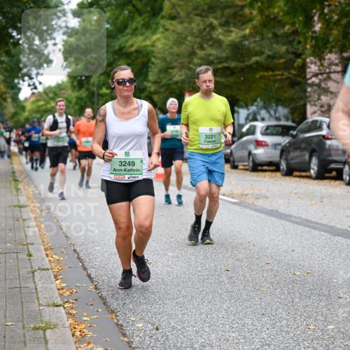 21.09.2025 - PSD Bank Halbmarathon Dr. Thomas Lammeyer http://msf.ph/oto/8931195 21.09.2025 10:50:45 Laufen 3249, 3221, 295, 17 meine-sportfotos.de