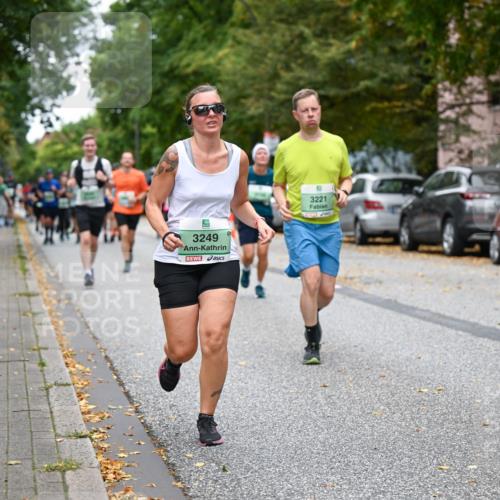21.09.2025 - PSD Bank Halbmarathon Dr. Thomas Lammeyer http://msf.ph/oto/8931202 21.09.2025 10:50:46 Laufen 3249, 3221 meine-sportfotos.de