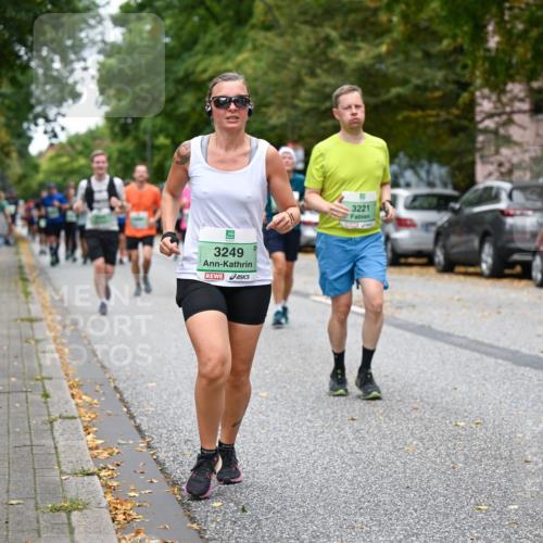 21.09.2025 - PSD Bank Halbmarathon Dr. Thomas Lammeyer http://msf.ph/oto/8931203 21.09.2025 10:50:46 Laufen 3249, 3221 meine-sportfotos.de