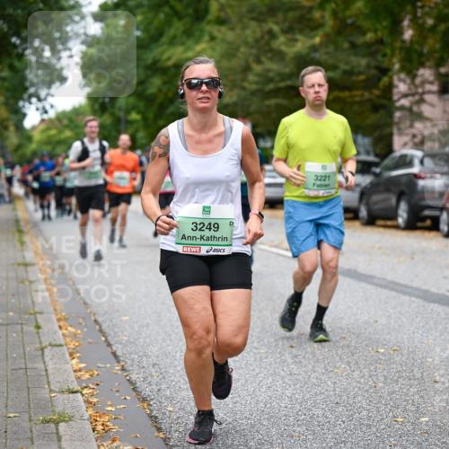 21.09.2025 - PSD Bank Halbmarathon Dr. Thomas Lammeyer http://msf.ph/oto/8931209 21.09.2025 10:50:46 Laufen 3249, 3221 meine-sportfotos.de