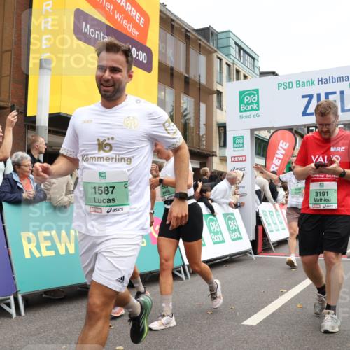 21.09.2025 - PSD Bank Halbmarathon Strokosch-Dieckow http://msf.ph/oto/8931361 21.09.2025 12:15:14 Ziel 1071, 1072, 1384, 1587, 1588, 1589, 1641, 3140, 3191, 3517, 3902 meine-sportfotos.de