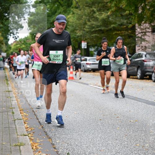 21.09.2025 - PSD Bank Halbmarathon Dr. Thomas Lammeyer http://msf.ph/oto/8931507 21.09.2025 10:51:02 Laufen 4030, 3397, 1238 meine-sportfotos.de