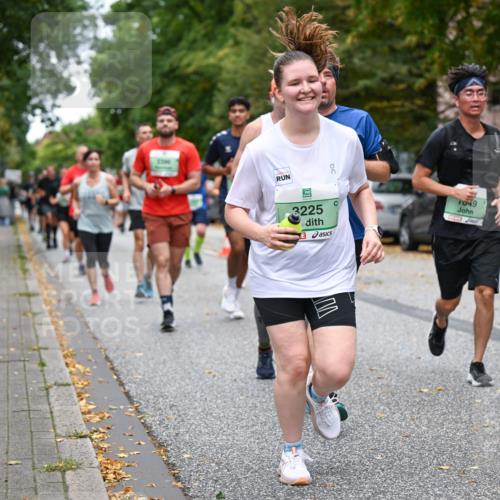 21.09.2025 - PSD Bank Halbmarathon Dr. Thomas Lammeyer http://msf.ph/oto/8931638 21.09.2025 10:51:08 Laufen 2390, 3225, 7849 meine-sportfotos.de