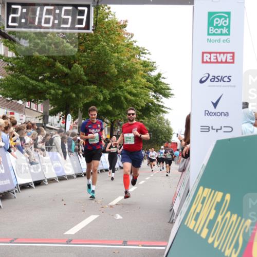 21.09.2025 - PSD Bank Halbmarathon Strokosch-Dieckow http://msf.ph/oto/8931682 21.09.2025 12:16:16 Ziel 1247, 2788, 3320, 3434 meine-sportfotos.de