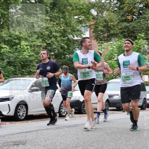 21.09.2025 - PSD Bank Halbmarathon Luisa Fischer http://msf.ph/oto/8931704 21.09.2025 11:57:53 Laufen 3034, 2613, 2518, 3471, 3285 meine-sportfotos.de