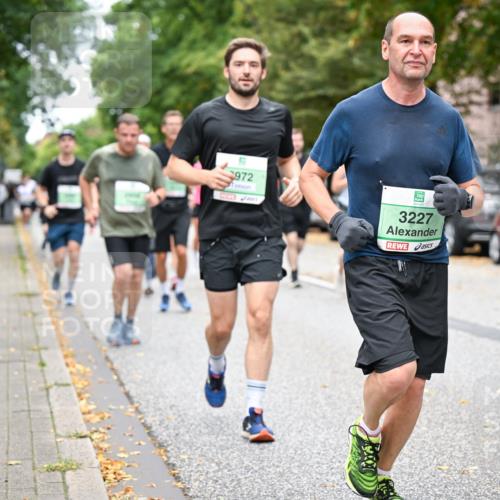 21.09.2025 - PSD Bank Halbmarathon Dr. Thomas Lammeyer http://msf.ph/oto/8931837 21.09.2025 10:51:20 Laufen 972, 3227, 247 meine-sportfotos.de