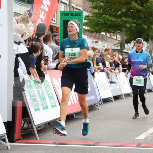21.09.2025 - PSD Bank Halbmarathon Strokosch-Dieckow http://msf.ph/oto/8931974 21.09.2025 12:16:53 Ziel 1024, 1025, 1193, 2499, 3115, 3128 meine-sportfotos.de
