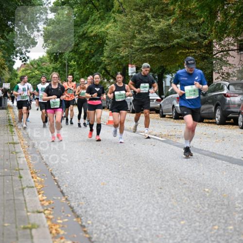 21.09.2025 - PSD Bank Halbmarathon Dr. Thomas Lammeyer http://msf.ph/oto/8932048 21.09.2025 10:51:31 Laufen 3505, 3022, 1664, 3516 meine-sportfotos.de