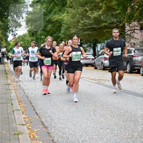 21.09.2025 - PSD Bank Halbmarathon Dr. Thomas Lammeyer http://msf.ph/oto/8932088 21.09.2025 10:51:33 Laufen 2518, 3285, 3022, 1664, 3986, 4915 meine-sportfotos.de
