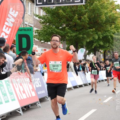 21.09.2025 - PSD Bank Halbmarathon Strokosch-Dieckow http://msf.ph/oto/8932096 21.09.2025 12:17:08 Ziel 1599, 2877, 3018, 3413, 3500, 3734, 3773, 3831 meine-sportfotos.de