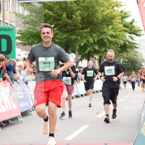 21.09.2025 - PSD Bank Halbmarathon Strokosch-Dieckow http://msf.ph/oto/8932110 21.09.2025 12:17:11 Ziel 1061, 1599, 2877, 3018, 3028, 3413, 3500, 3734, 3773 meine-sportfotos.de