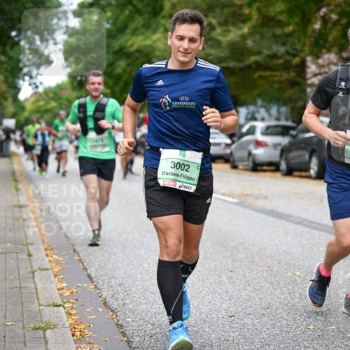 21.09.2025 - PSD Bank Halbmarathon Dr. Thomas Lammeyer http://msf.ph/oto/8932171 21.09.2025 10:51:40 Laufen 3674, 3002, 3066 meine-sportfotos.de