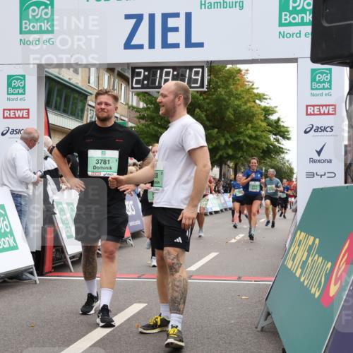 21.09.2025 - PSD Bank Halbmarathon Strokosch-Dieckow http://msf.ph/oto/8932218 21.09.2025 12:17:43 Ziel 1119, 1590, 1753, 1754, 3120, 3308, 3310, 3523, 3781, 4027 meine-sportfotos.de