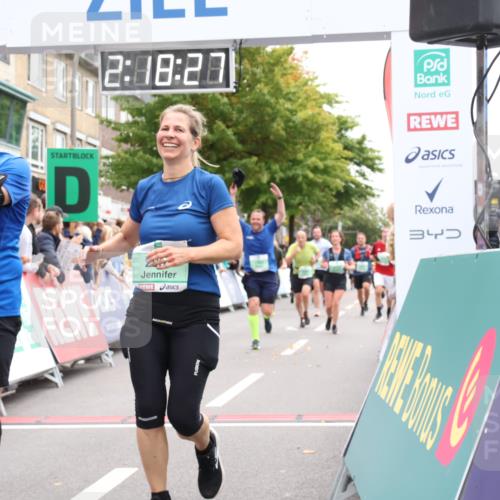 21.09.2025 - PSD Bank Halbmarathon Strokosch-Dieckow http://msf.ph/oto/8932222 21.09.2025 12:17:50 Ziel 1119, 1207, 1503, 1753, 1754, 2937, 3120, 3171, 3195, 3310, 3462, 3523, 4023, 4027 meine-sportfotos.de