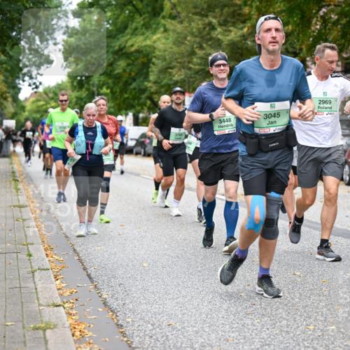 21.09.2025 - PSD Bank Halbmarathon Dr. Thomas Lammeyer http://msf.ph/oto/8932223 21.09.2025 10:51:47 Laufen 3749, 99, 3448, 3045, 2969, 4915 meine-sportfotos.de