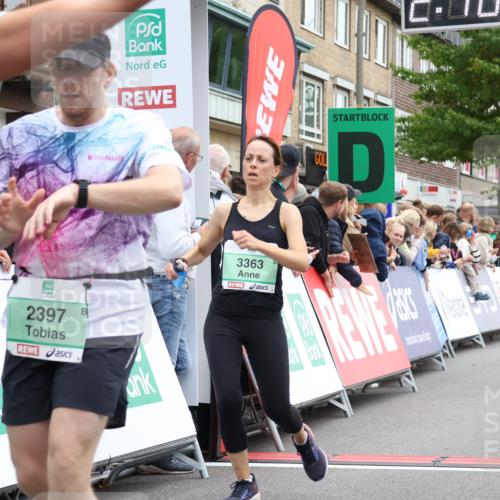 21.09.2025 - PSD Bank Halbmarathon Strokosch-Dieckow http://msf.ph/oto/8932361 21.09.2025 12:18:22 Ziel 1385, 1539, 2397, 3363, 3415, 3971 meine-sportfotos.de