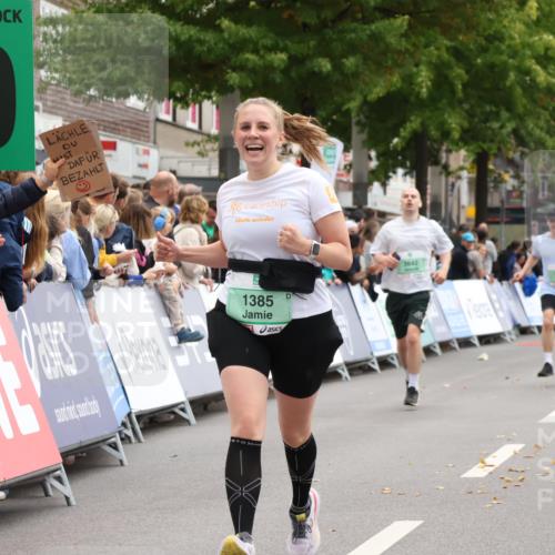 21.09.2025 - PSD Bank Halbmarathon Strokosch-Dieckow http://msf.ph/oto/8932369 21.09.2025 12:18:26 Ziel 1385, 2397, 3363, 3415, 3642, 3971 meine-sportfotos.de