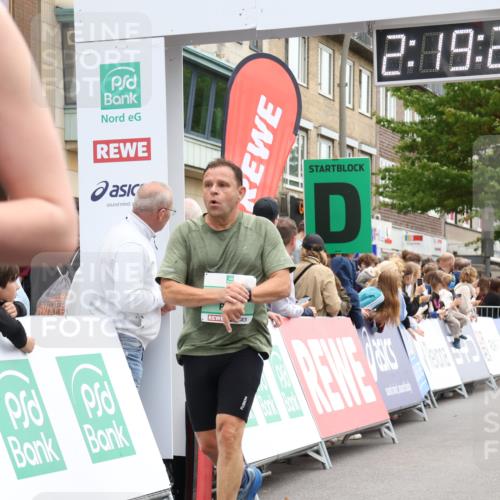 21.09.2025 - PSD Bank Halbmarathon Strokosch-Dieckow http://msf.ph/oto/8932421 21.09.2025 12:18:45 Ziel 2959, 3350, 3752, 3796 meine-sportfotos.de