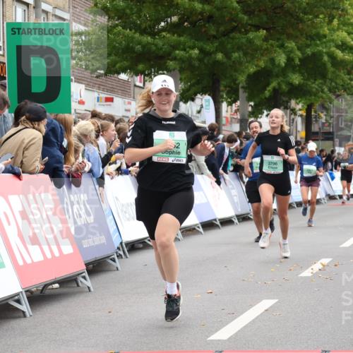 21.09.2025 - PSD Bank Halbmarathon Strokosch-Dieckow http://msf.ph/oto/8932430 21.09.2025 12:18:48 Ziel 1950, 2959, 3350, 3486, 3563, 3752, 3796 meine-sportfotos.de