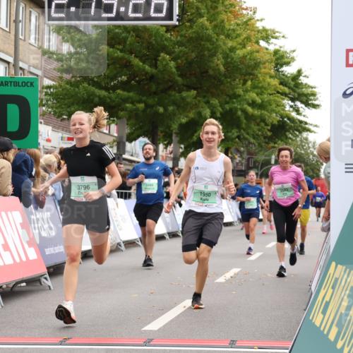 21.09.2025 - PSD Bank Halbmarathon Strokosch-Dieckow http://msf.ph/oto/8932440 21.09.2025 12:18:49 Ziel 1950, 2959, 2973, 2974, 3350, 3486, 3563, 3752, 3796 meine-sportfotos.de