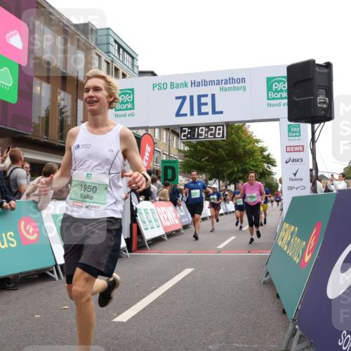 21.09.2025 - PSD Bank Halbmarathon Strokosch-Dieckow http://msf.ph/oto/8932457 21.09.2025 12:18:52 Ziel 1050, 1950, 2959, 2973, 2974, 3486, 3563, 3752, 3796 meine-sportfotos.de