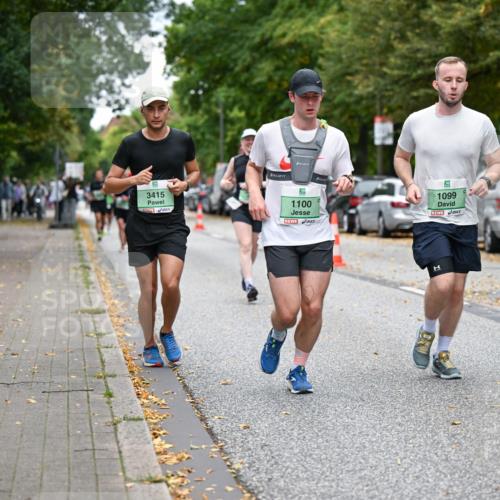 21.09.2025 - PSD Bank Halbmarathon Dr. Thomas Lammeyer http://msf.ph/oto/8932461 21.09.2025 10:52:14 Laufen 3415, 1100, 1099 meine-sportfotos.de