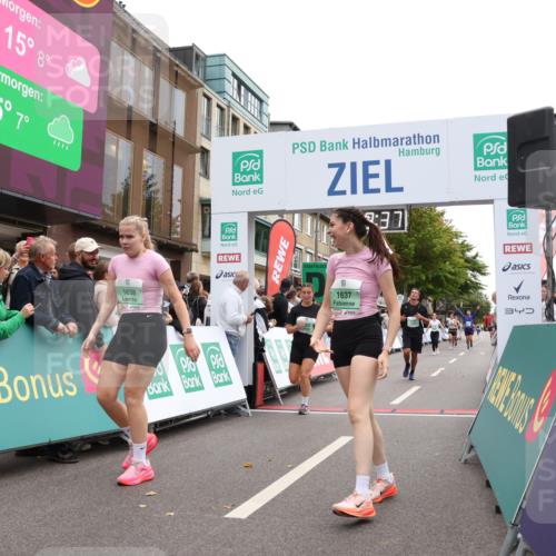 21.09.2025 - PSD Bank Halbmarathon Strokosch-Dieckow http://msf.ph/oto/8932500 21.09.2025 12:19:00 Ziel 1050, 1541, 1637, 1638, 2973, 2974, 3282, 3486, 3563 meine-sportfotos.de