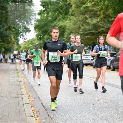 21.09.2025 - PSD Bank Halbmarathon Dr. Thomas Lammeyer http://msf.ph/oto/8932538 21.09.2025 10:52:28 Laufen 3171, 3259, 4023, 84, 3191 meine-sportfotos.de