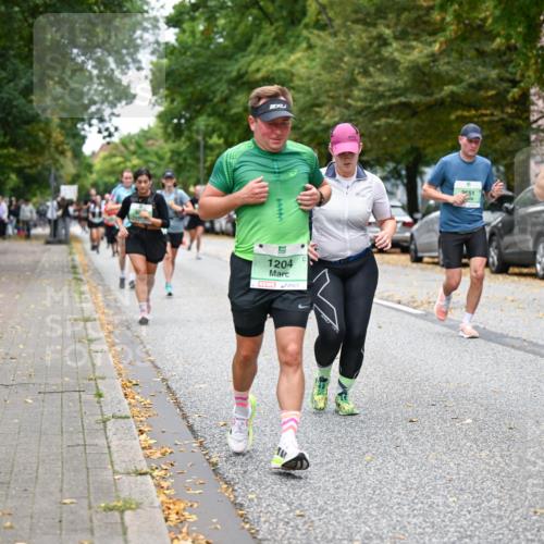 21.09.2025 - PSD Bank Halbmarathon Dr. Thomas Lammeyer http://msf.ph/oto/8932559 21.09.2025 10:52:30 Laufen 1223, 1204, 2651, 402 meine-sportfotos.de