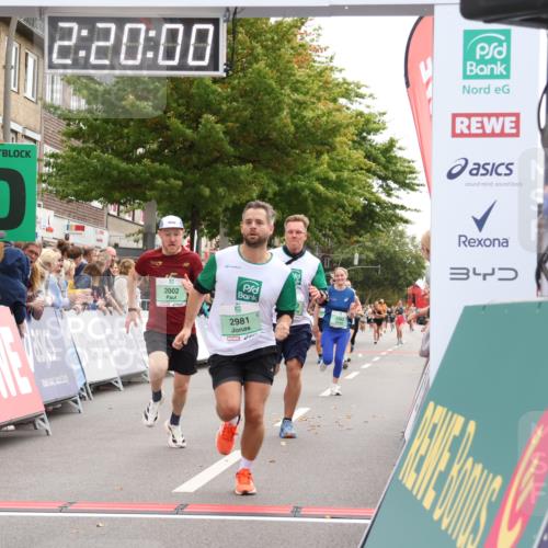 21.09.2025 - PSD Bank Halbmarathon Strokosch-Dieckow http://msf.ph/oto/8932574 21.09.2025 12:19:23 Ziel 2002, 2981, 3293, 3582, 3977 meine-sportfotos.de
