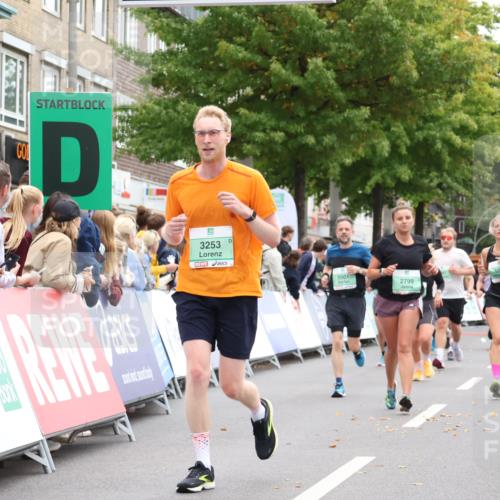 21.09.2025 - PSD Bank Halbmarathon Strokosch-Dieckow http://msf.ph/oto/8932670 21.09.2025 12:19:52 Ziel 1004, 2799, 3122, 3253, 3501, 3580 meine-sportfotos.de