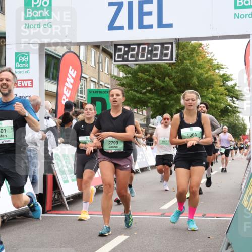 21.09.2025 - PSD Bank Halbmarathon Strokosch-Dieckow http://msf.ph/oto/8932688 21.09.2025 12:19:57 Ziel 1004, 2714, 2799, 3111, 3122, 3253, 3264, 3265, 3501, 3567, 3580, 3678, 4067 meine-sportfotos.de