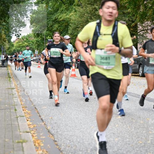 21.09.2025 - PSD Bank Halbmarathon Dr. Thomas Lammeyer http://msf.ph/oto/8932713 21.09.2025 10:52:49 Laufen 3760, 4006, 3681, 49 meine-sportfotos.de