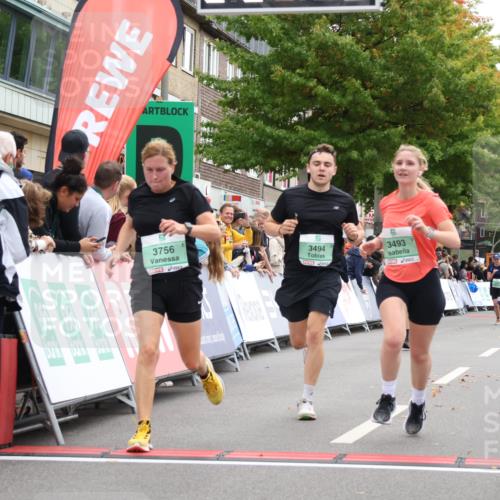 21.09.2025 - PSD Bank Halbmarathon Strokosch-Dieckow http://msf.ph/oto/8932837 21.09.2025 12:20:39 Ziel 1176, 2211, 3051, 3052, 3493, 3494, 3756 meine-sportfotos.de
