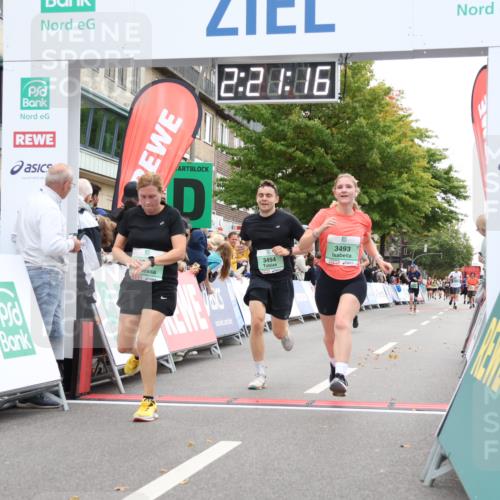 21.09.2025 - PSD Bank Halbmarathon Strokosch-Dieckow http://msf.ph/oto/8932839 21.09.2025 12:20:40 Ziel 1176, 1235, 2211, 3051, 3052, 3493, 3494, 3756 meine-sportfotos.de