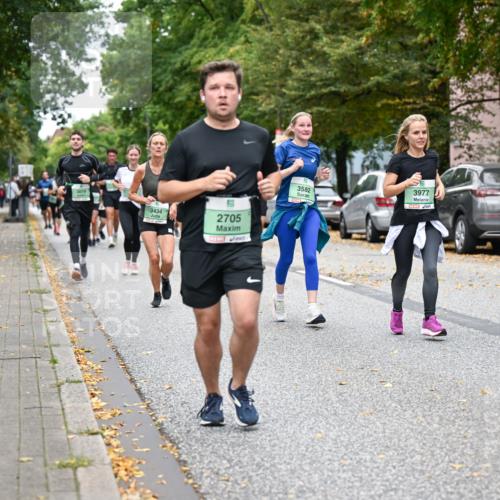 21.09.2025 - PSD Bank Halbmarathon Dr. Thomas Lammeyer http://msf.ph/oto/8932872 21.09.2025 10:53:21 Laufen 3434, 2705, 3582, 3977 meine-sportfotos.de
