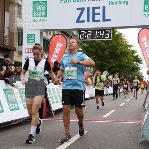 21.09.2025 - PSD Bank Halbmarathon Strokosch-Dieckow http://msf.ph/oto/8932914 21.09.2025 12:21:06 Ziel 1054, 1604, 1605, 1682, 3124, 3246, 3296, 3643, 3681 meine-sportfotos.de