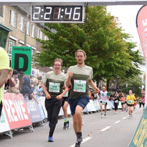 21.09.2025 - PSD Bank Halbmarathon Strokosch-Dieckow http://msf.ph/oto/8932925 21.09.2025 12:21:09 Ziel 1054, 1604, 1605, 1682, 1771, 2882, 3246, 3296, 3643, 3681 meine-sportfotos.de