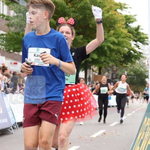 21.09.2025 - PSD Bank Halbmarathon Strokosch-Dieckow http://msf.ph/oto/8933000 21.09.2025 12:21:27 Ziel 1130, 2752, 2874, 2887, 3343, 3460, 3571, 3740, 3980 meine-sportfotos.de