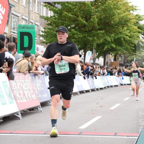 21.09.2025 - PSD Bank Halbmarathon Strokosch-Dieckow http://msf.ph/oto/8933045 21.09.2025 12:21:52 Ziel 1214, 2905, 3409, 3694 meine-sportfotos.de