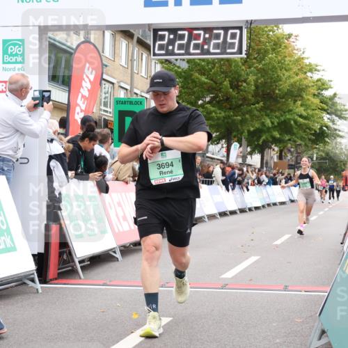 21.09.2025 - PSD Bank Halbmarathon Strokosch-Dieckow http://msf.ph/oto/8933051 21.09.2025 12:21:53 Ziel 1214, 2905, 3409, 3679, 3694 meine-sportfotos.de