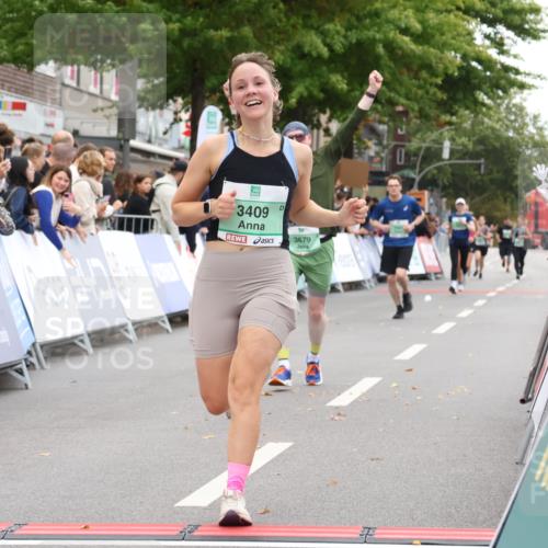21.09.2025 - PSD Bank Halbmarathon Strokosch-Dieckow http://msf.ph/oto/8933060 21.09.2025 12:21:55 Ziel 1214, 2905, 3409, 3679, 3694 meine-sportfotos.de
