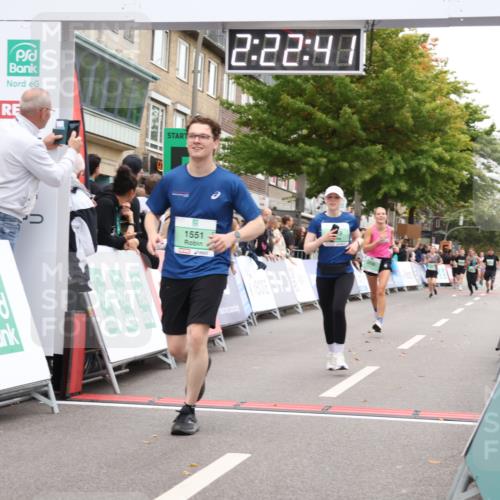 21.09.2025 - PSD Bank Halbmarathon Strokosch-Dieckow http://msf.ph/oto/8933108 21.09.2025 12:22:04 Ziel 1551, 3629, 3679, 4030 meine-sportfotos.de