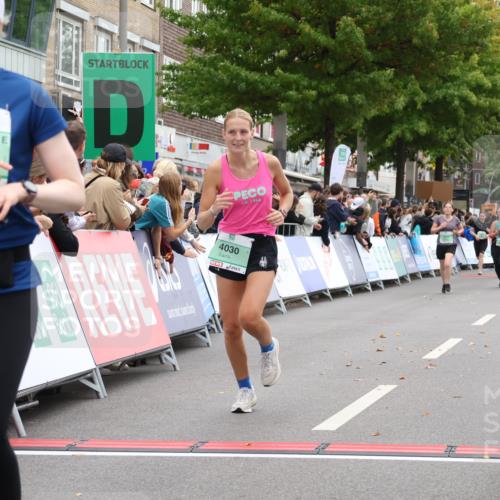 21.09.2025 - PSD Bank Halbmarathon Strokosch-Dieckow http://msf.ph/oto/8933122 21.09.2025 12:22:06 Ziel 1551, 3629, 4030 meine-sportfotos.de