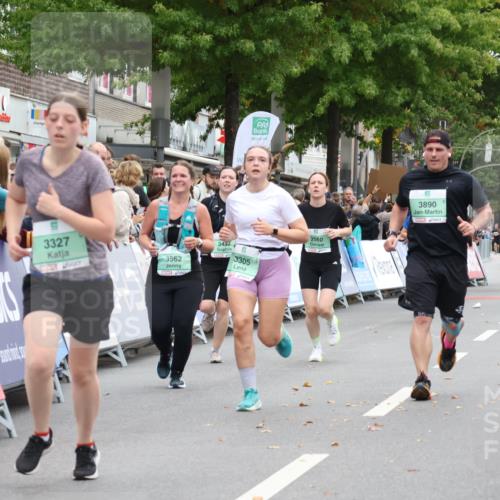 21.09.2025 - PSD Bank Halbmarathon Strokosch-Dieckow http://msf.ph/oto/8933147 21.09.2025 12:22:14 Ziel 2560, 3305, 3327, 3432, 3890, 4030 meine-sportfotos.de