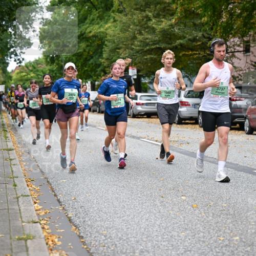 21.09.2025 - PSD Bank Halbmarathon Dr. Thomas Lammeyer http://msf.ph/oto/8933209 21.09.2025 10:54:02 Laufen 2973, 3327, 74, 1950, 3737, 4915 meine-sportfotos.de
