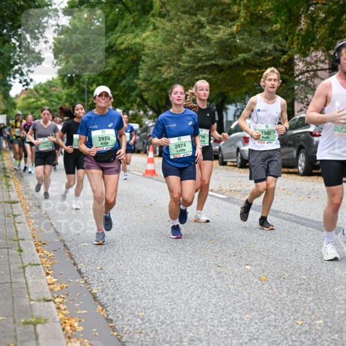 21.09.2025 - PSD Bank Halbmarathon Dr. Thomas Lammeyer http://msf.ph/oto/8933216 21.09.2025 10:54:02 Laufen 3327, 2973, 2974, 796, 1950, 737, 4915 meine-sportfotos.de