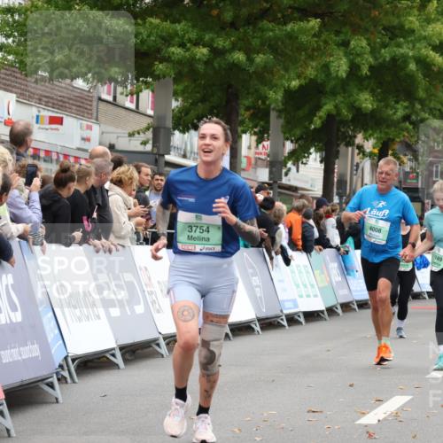 21.09.2025 - PSD Bank Halbmarathon Strokosch-Dieckow http://msf.ph/oto/8933230 21.09.2025 12:22:47 Ziel 1148, 1149, 3621, 3754, 4008 meine-sportfotos.de