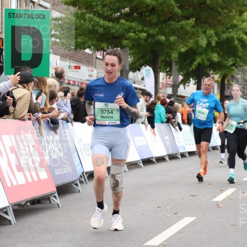 21.09.2025 - PSD Bank Halbmarathon Strokosch-Dieckow http://msf.ph/oto/8933232 21.09.2025 12:22:48 Ziel 1148, 1149, 3621, 3754, 4008 meine-sportfotos.de