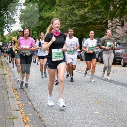 21.09.2025 - PSD Bank Halbmarathon Dr. Thomas Lammeyer http://msf.ph/oto/8933293 21.09.2025 10:54:10 Laufen 16, 1589, 1587, 1766, 9, 3683, 3, 4915 meine-sportfotos.de